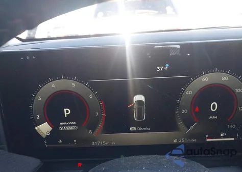 2025 Nissan Kicks Sr Intelligent Awd z USA, uszkodzony, nr VIN 3N8AP6DBXSL313288